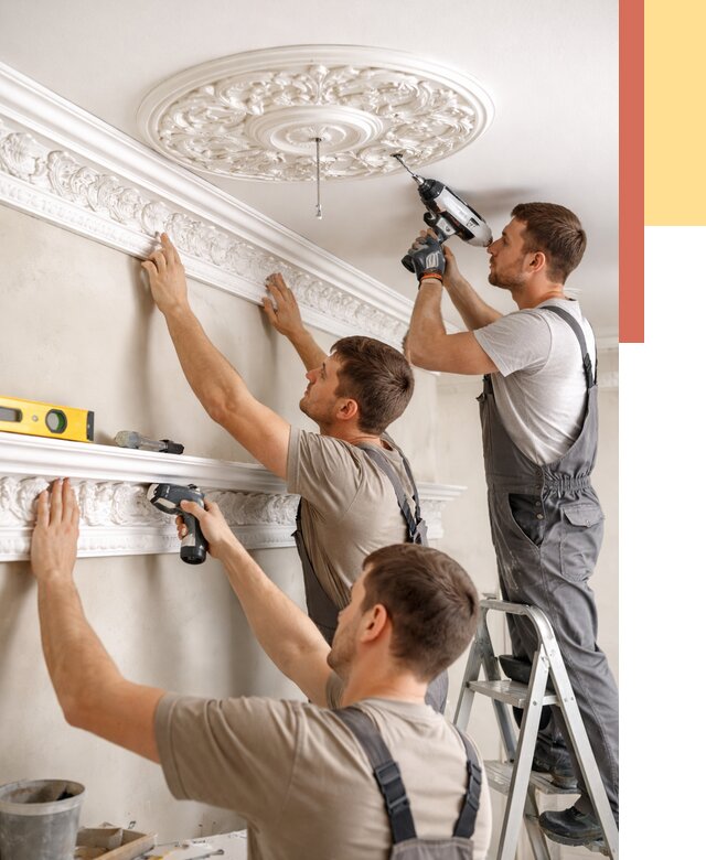 Монтаж лепнины на потолок в Кронштадте от 3339 руб. быстро и недорого | ОТДЕЛОЧНИК-Крн